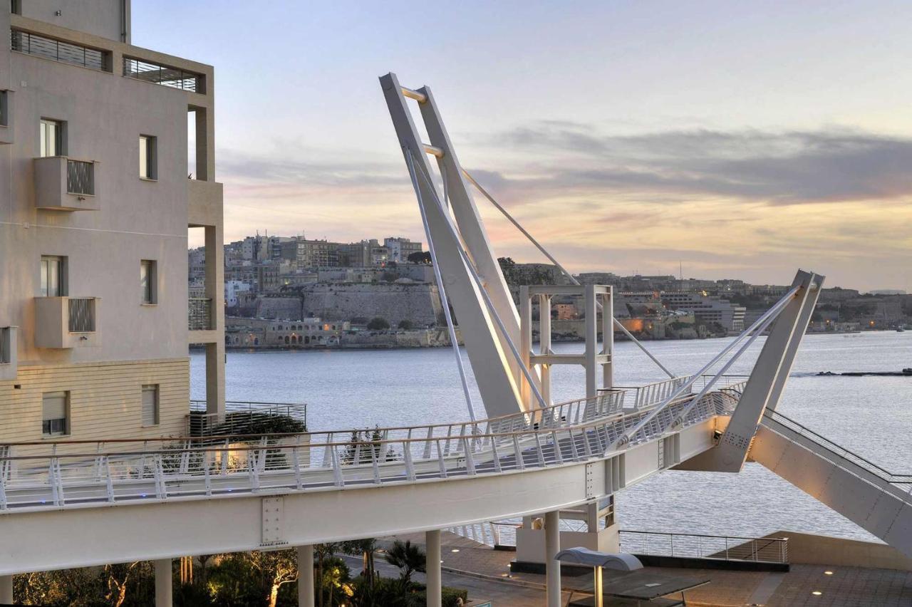 Modern Apartment In The Best Location, Perfect For Families Sliema Ngoại thất bức ảnh