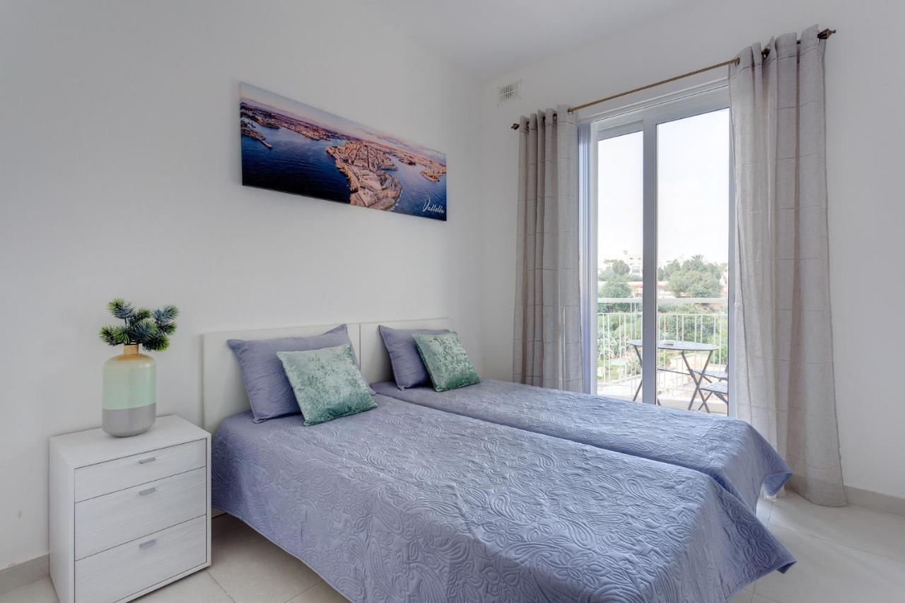 Modern Apartment In The Best Location, Perfect For Families Sliema Ngoại thất bức ảnh