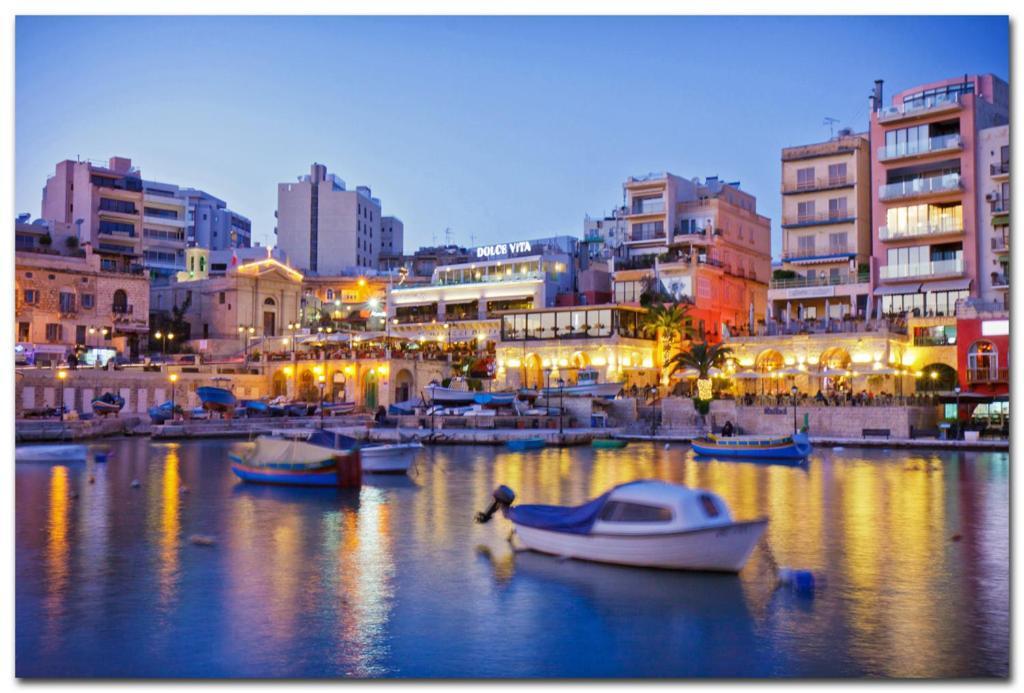 Modern Apartment In The Best Location, Perfect For Families Sliema Ngoại thất bức ảnh
